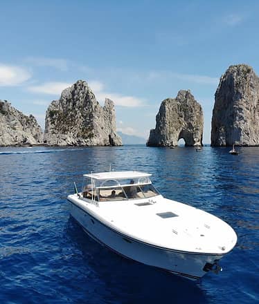 Capri e la Costiera Amalfitana in motoscafo Itama 38