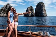 Giornata a Capri a bordo di un elegante Caicco in Legno