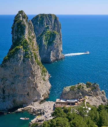 Giro dell'isola di Capri (via Faraglioni)