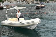 Noleggio barca senza marinaio in Costiera (no patente!)