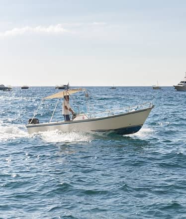 Amalfi Coast boat rental without skipper (no license!)