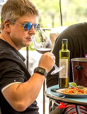 Organic "Superior" Wine Tasting with Lunch on Vesuvius