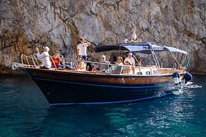 Capri Blue Tour: Experience by Boat from Sorrento