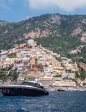 Transfer privato Costiera Amalfitana-Ischia o viceversa