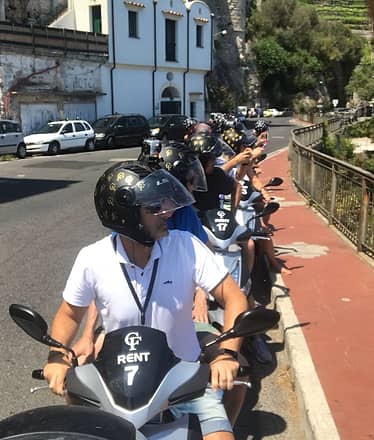 Noleggio scooter in Costiera Amalfitana