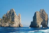 Noleggio gommone da 250 cv a Capri, con patente nautica