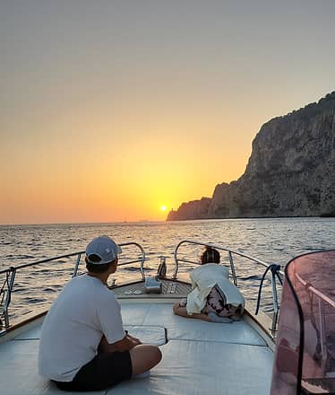 Capri, giro privato in barca al tramonto