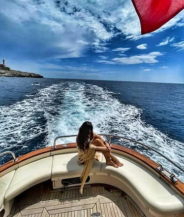 Tour privato in barca da Sorrento a Capri (8 ore)