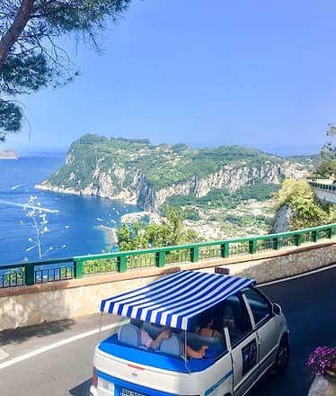 Capri Dolcevita: tour privato in taxi cabrio e barca