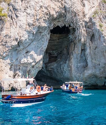 Capri Dolcevita: tour privato in taxi cabrio e barca