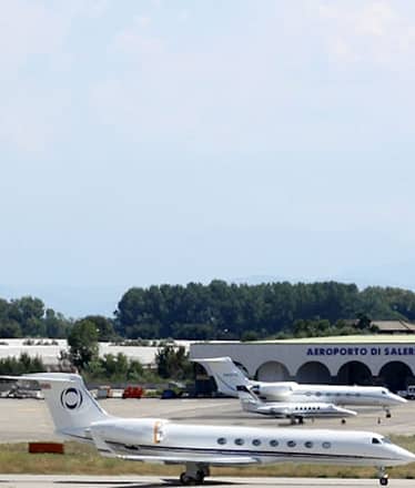 VIP Transfer Aeroporto di Salerno - Capri (o viceversa)