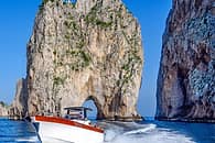 Capri boat tour and Lunch Stop in Nerano 