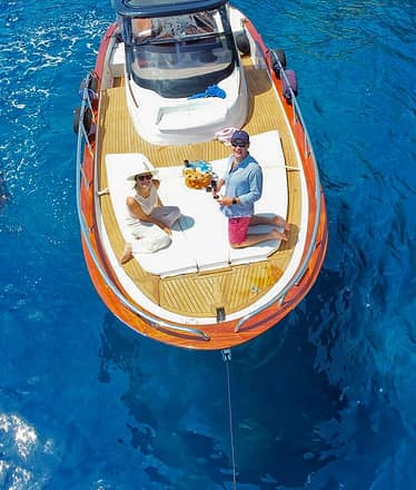 Tour in barca privata di Capri con pranzo a Nerano