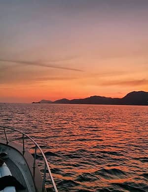 Costiera Amalfitana, sunset tour di gruppo in barca
