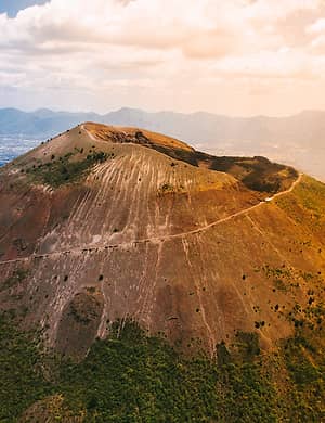 Mt.Vesuvius Private Tour 4h from Sorrento-Driver & Ebtrance Ticket