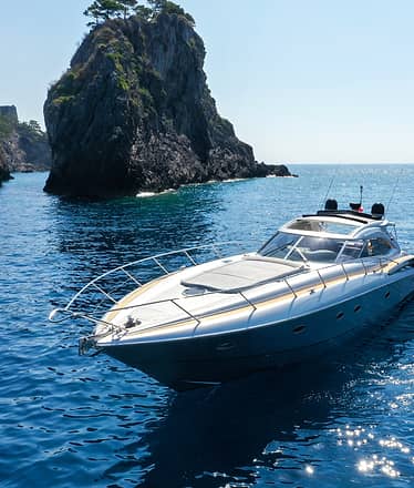 Tour privato di Napoli in barca di lusso