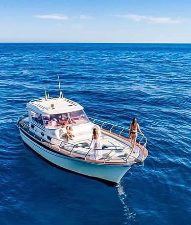 Amalfi Coast Private Tour + Water Taxi (Aprea 40)