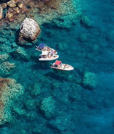 Noleggio gommone a Capri senza patente nautica