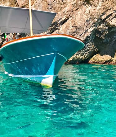 Private Boat Tour around Capri