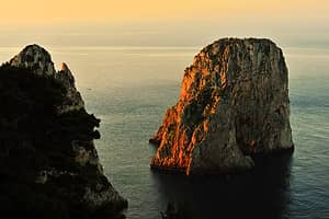 I'll Follow the Sun: giro in barca di Capri al tramonto