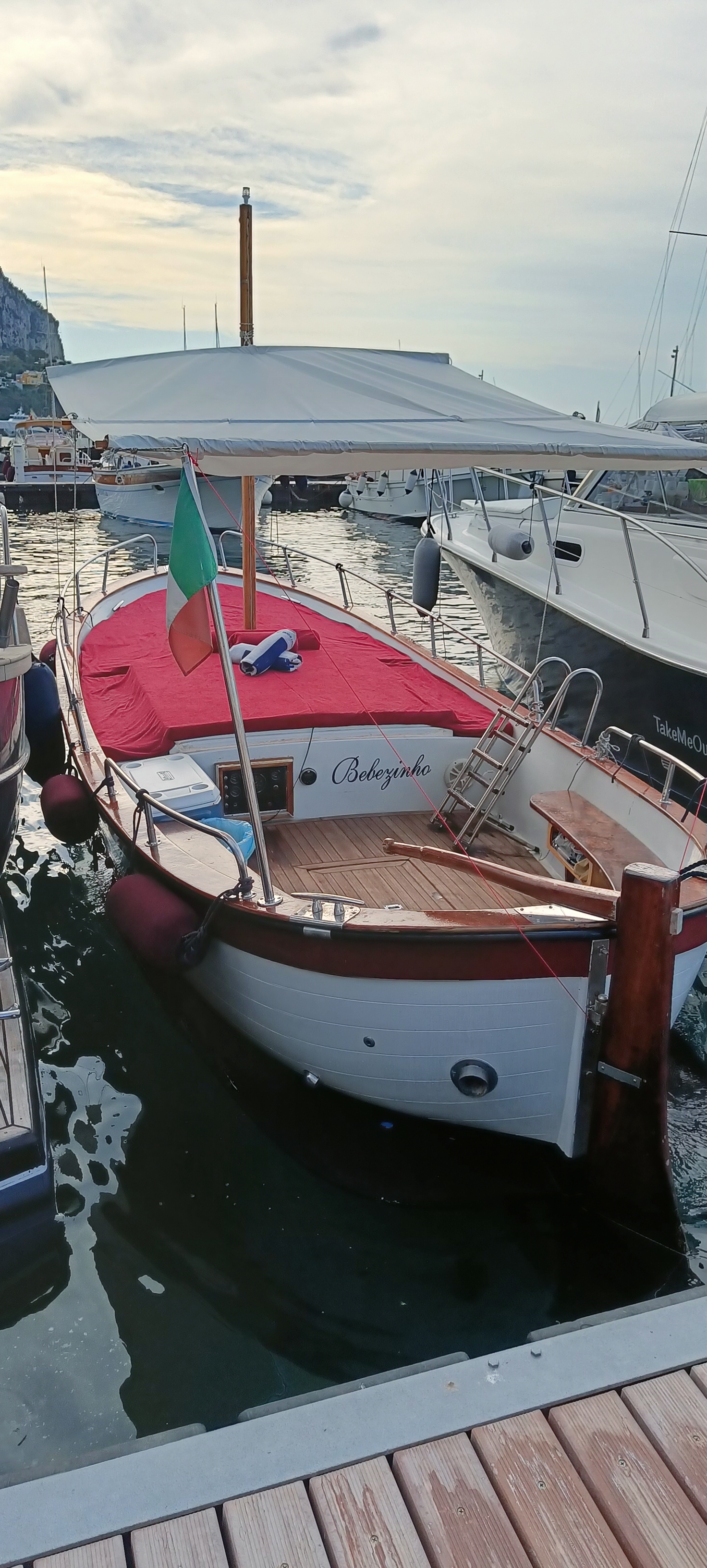 Gozzo Boat (7.4 m) with Skipper - 2024 - Take Me Out Capri