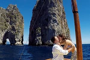 Capri Boat Tour for Couples