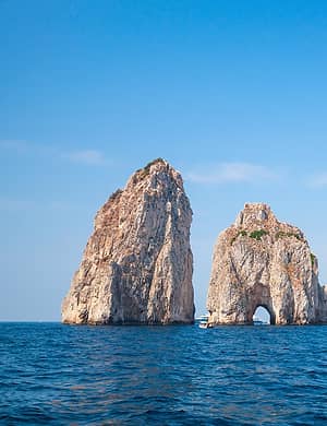 Ticket to Ride Fast: Capri Tour with Private Motorboat