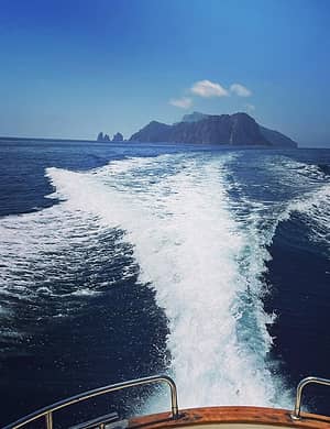 Octopus’s Garden: Capri Tour by Speedboat with Lunch in Nerano