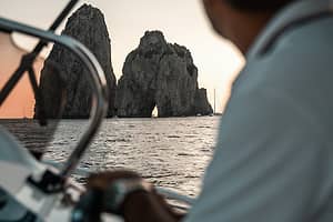 Tramonto in barca privata a Capri!