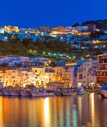 Capri by night! Tour privato in barca