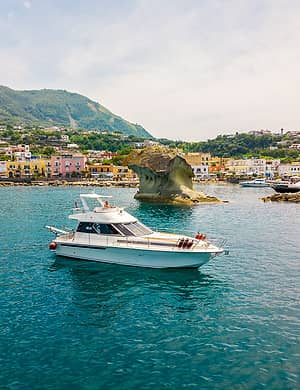 Private boat tour of Ischia - Half day