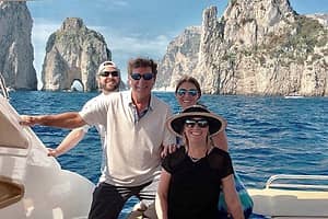 Capri Vibes: full-day island tour by boat