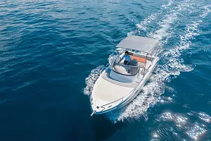 Private tour with Saver 7.50 speedboat
