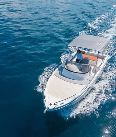 Private tour with Saver 7.50 speedboat