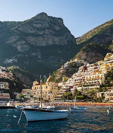 Capri and the Amalfi Coast on an Axopar 28 speedboat