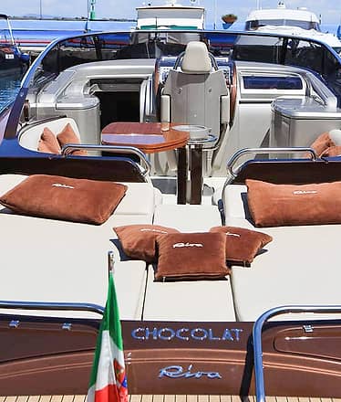 Luxury Experience: Exclusive Riva 44 Speedboat Transfer to and from Capri