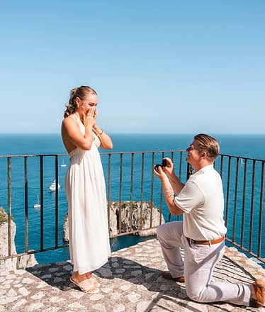 Marriage proposal on Capri with photo shoot