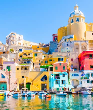 Private boat tour of Procida with brunch