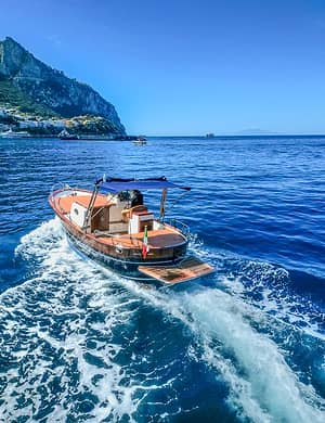 Capri boat tour with lunch in Nerano