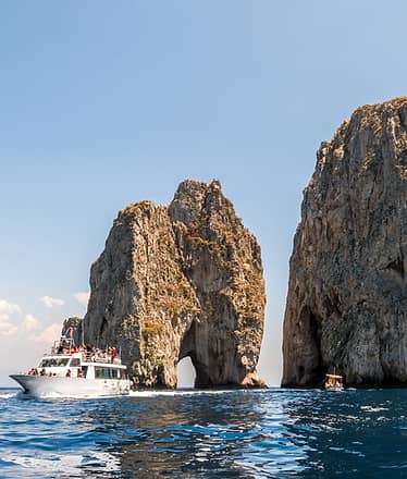 Tour a Capri: pacchetto Gold con tour in barca e pranzo