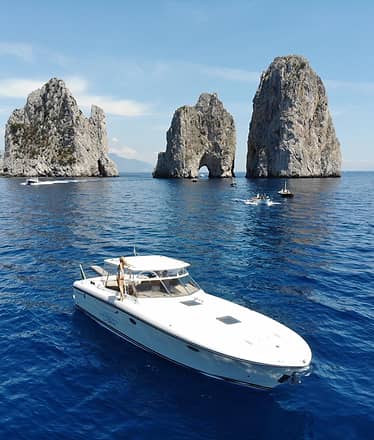 Full Day from Capri to Ischia or Procida by Itama 38
