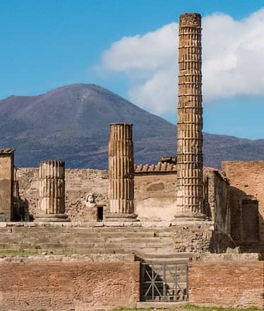 Private Pompeii and Vesuvius Tour & Wine Tasting