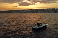 Esclusivo tour di Capri in barca al tramonto
