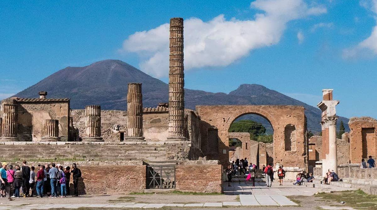 Campania Express Trains to Pompeii - Schedules 2023