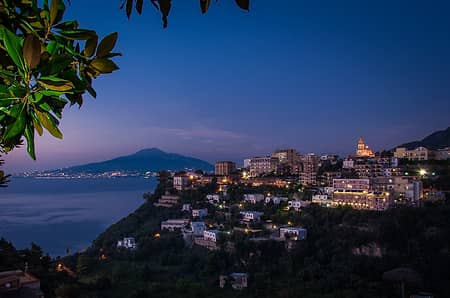 Where to Go Dancing in Sorrento