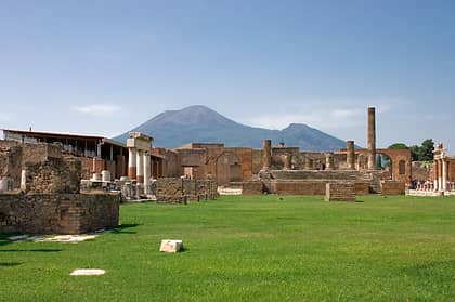 tour pompeii and vesuvius