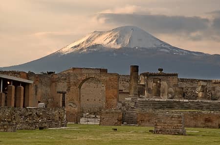 Day trips to Pompeii, Herculaneum, and Mount Vesuvius