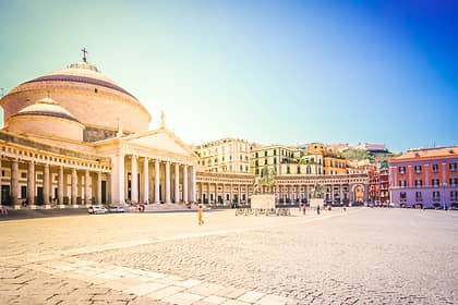 The Best Time of Year to Visit Naples