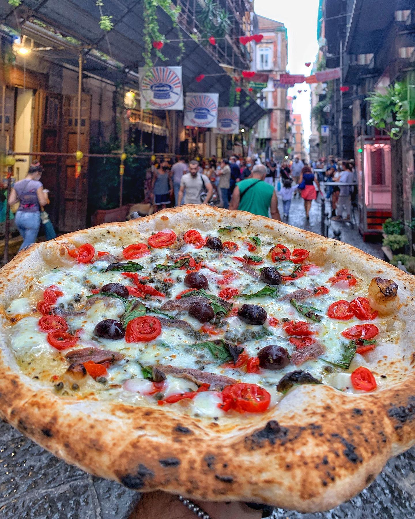 The Best Pizza in Naples Gourmet Napoli