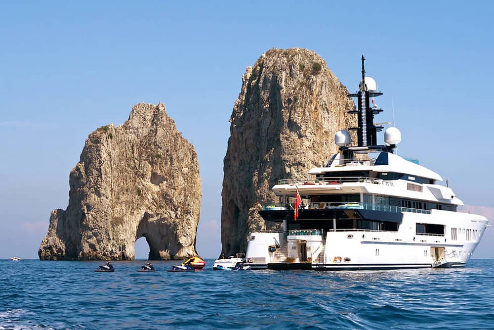 luxury yacht rental capri